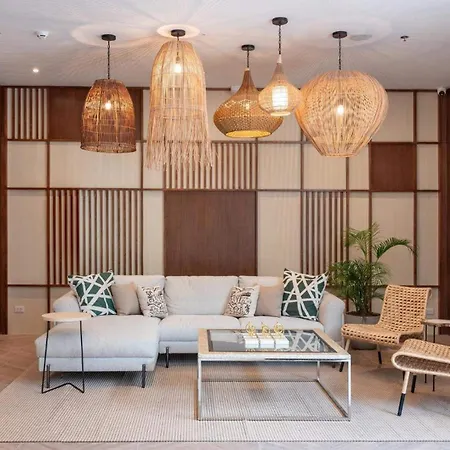 Luxe Condo Near It Park & Waterfront - Free Use Of Pool, Gym And Sauna