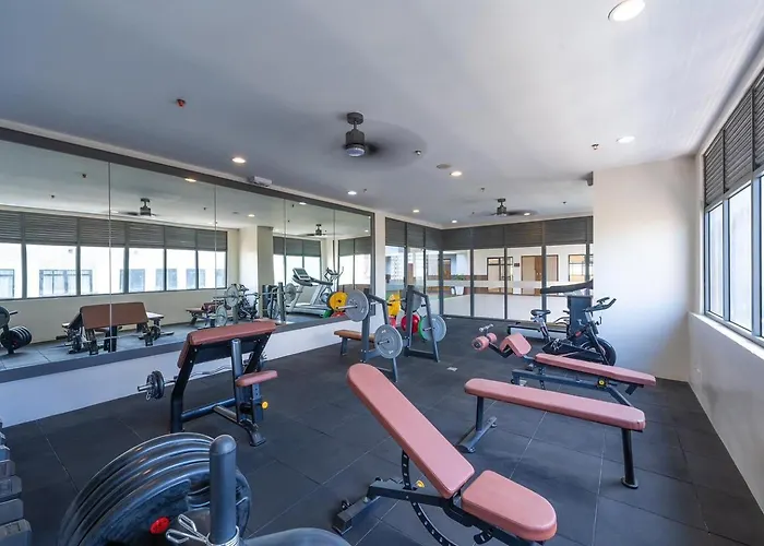 Luxe Near It Park & Waterfront - Free Use Of Pool, Gym And Sauna