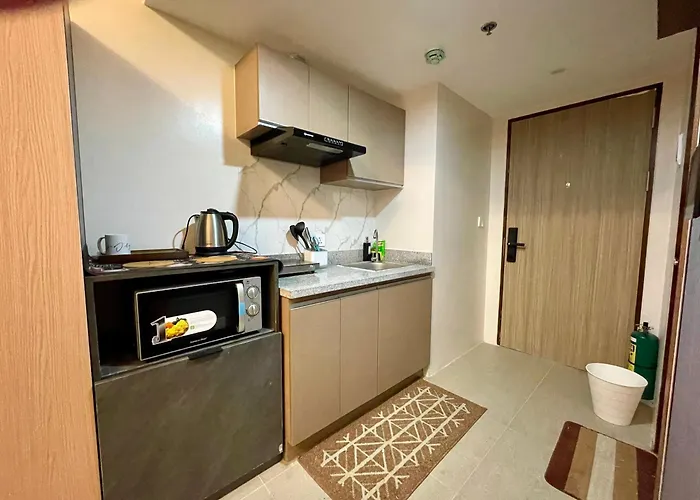 Luxe Near It Park & Waterfront - Free Use Of Pool, Gym And Sauna 4*